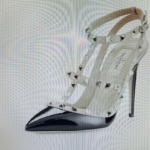 Meet your Posher, Dalia